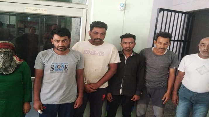 डेरी की आड़ में चल रहा था गौकशी का काम, पुलिस ने पांच अभियुक्तों को किया गिरफ्तार 1 Hello Uttarakhand News »