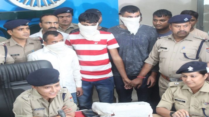 देहरादून पुलिस ने पेट्रोल पंप मालिक को गोली मारकर हुए लूटकांड का किया खुलासा, तीन गिरफ्तार 1 Hello Uttarakhand News »